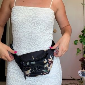 Billabong Belt Bag/ Fanny Pack - Festival Season